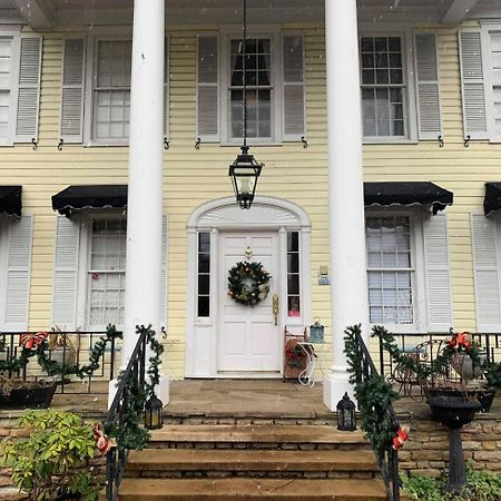 Bed and Breakfast The Lake Manor Morgantown Exterior foto